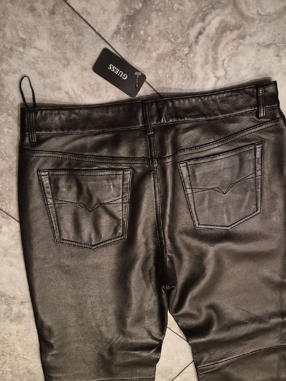 GUESS NWT REAL GENUINE SOFT LEATHER STRAIGHT CUT HIGH RISE JEANS SIZE 10 - Picture 10 of 10